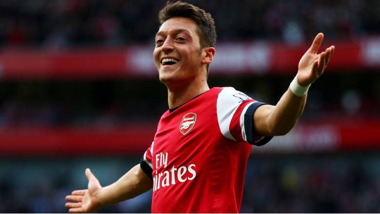 Football players who smoke - Shocking habits revealed - Ảnh 1