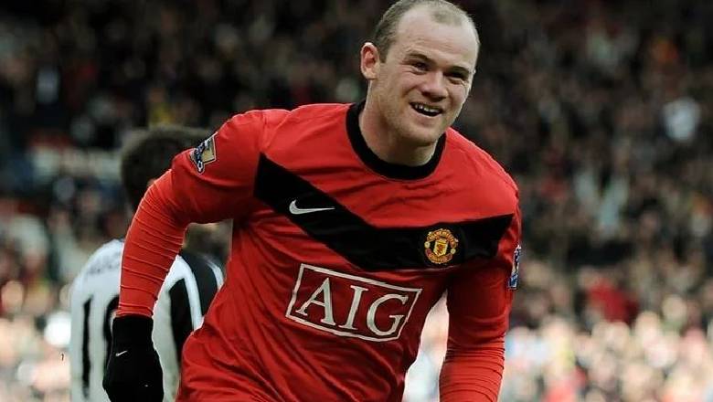 Football players who smoke - Shocking habits revealed - Ảnh 2