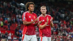 Man United shut door on January exit for Joshua Zirkzee after Amorim departure