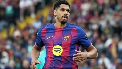 Flick draws the line! Is Ronald Araujo’s time at Barcelona finally over?